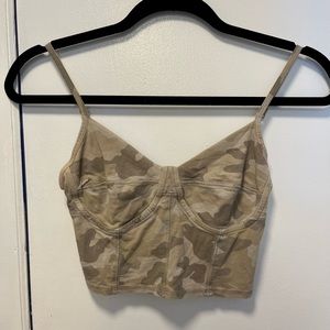 Garage tan camo cropped tank. Size small. Adjustable straps. No flaws.